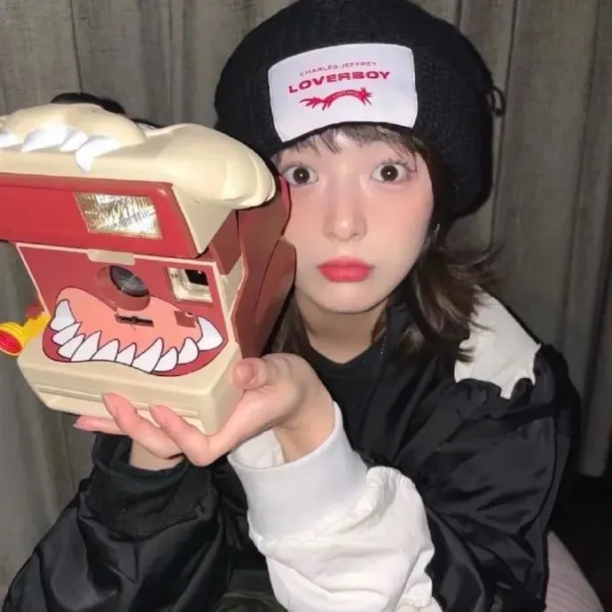 古墓入侵者